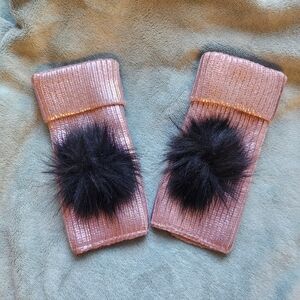Steve Madden Pink Metallic Knit Fingerless Gloves With Faux Fur